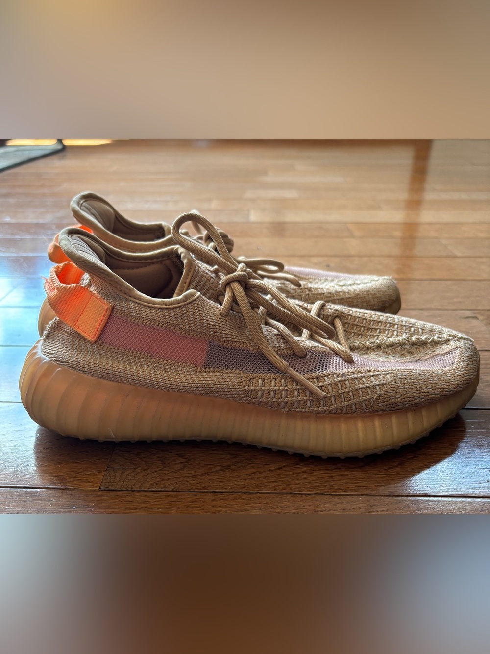 🧡Adidas Orange Yeezy Boost🧡